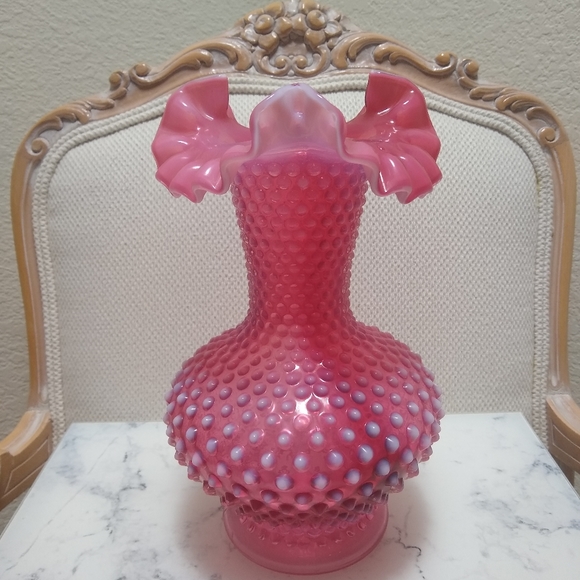 FENTON Cranberry Opalescent Hobnail Vase - Picture 2 of 9